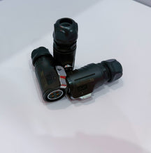 LP-20-C04PE-01-022 20A 500VAC female plug male socket 4 cores for APW11 power cable